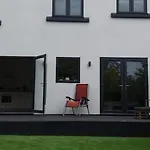 Newquay Rialton Holiday Home